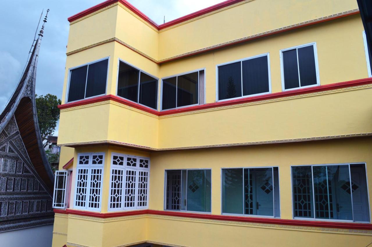 Hotel Yuriko Bukittinggi Extérieur photo