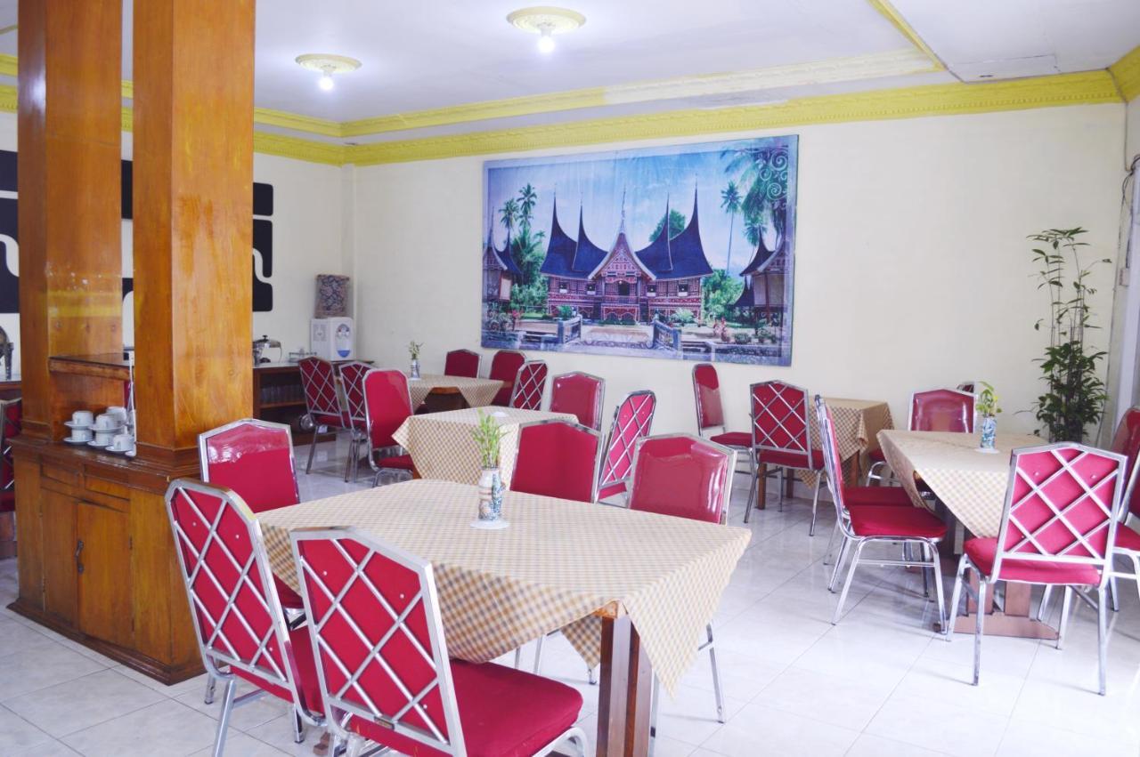 Hotel Yuriko Bukittinggi Extérieur photo
